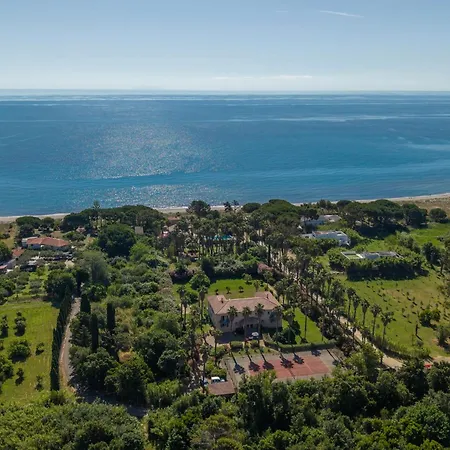 Vila Washingtonia - De Charme Avec Acces Prive A La Taglio-Isolaccio