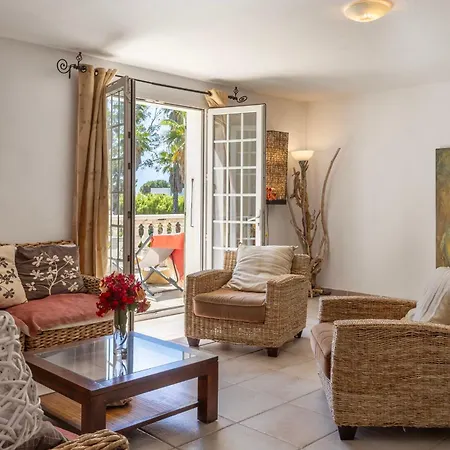 Vila Washingtonia - De Charme Avec Acces Prive A La