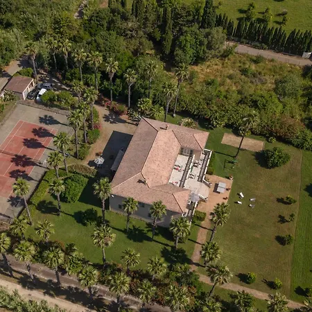 Washingtonia - De Charme Avec Acces Prive A La Vila Taglio-Isolaccio
